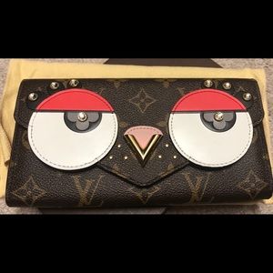 💯 Authentic Louis Vuitton Sarah Bird Wallet